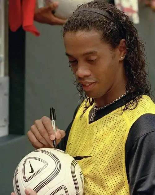 他们正在寻 他们正在寻